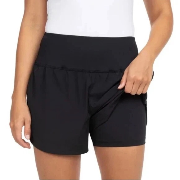NWOT Spyder Active Women's shorts , Black - Picture 3 of 8